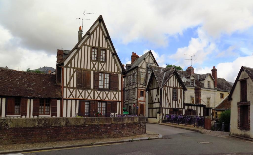 Maisons à colombages, Bernay